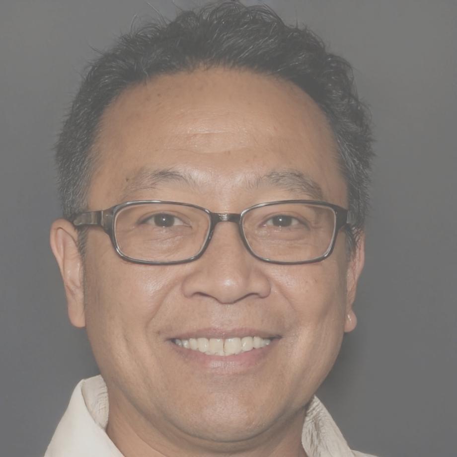 Carlos Mendoza, instructor principal